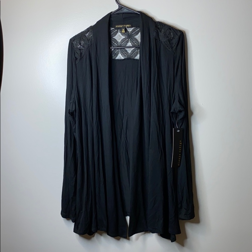 New! 2x Cardigan